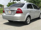 Cần bán Chevrolet Aveo năm 2015, màu bạc chính chủ