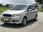 Cần bán Chevrolet Aveo năm 2015, màu bạc chính chủ