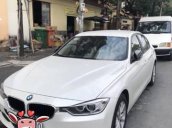 Bán BMW 320i sản xuất 2012, màu trắng, xe nhập