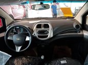 Bán Chevrolet Spark đời 2018, màu đỏ