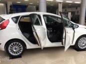 Cần bán xe Ford Fiesta sản xuất 2018, màu trắng