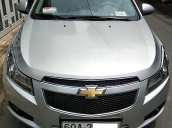 Cần bán Chevrolet Cruze LS năm 2010, màu bạc, giá tốt