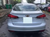 Cần bán lại xe Kia Cerato 1.6 AT năm sản xuất 2016, màu bạc 