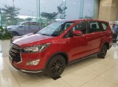Cần bán Toyota Innova 2.0G Venturer sản xuất 2018, màu đỏ