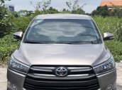 Cần bán xe Toyota Innova năm 2017, màu bạc