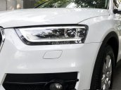 Cần bán gấp Audi Q3 AT năm 2014, màu trắng, nhập khẩu nguyên chiếc