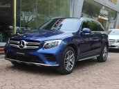 Cần bán lại xe Mercedes GLC 300 4Matic đời 2018, màu xanh lam