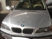 Cần bán gấp BMW 318i 2004, màu bạc