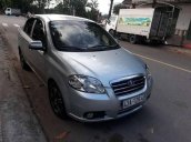 Gia đình bán lại xe Daewoo Gentra đời 2009, màu bạc