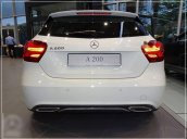 Bán Mercedes A200 đời 2018, màu trắng, nhập khẩu nguyên chiếc