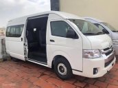 Bán Toyota Hiace 3.0 đời 2018, màu trắng, xe nhập