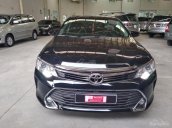 Cần bán Toyota Camry 2.5Q 2015, xe gia đình đi kỹ 27.000km, giá thương lượng