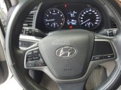 Bán Hyundai Elantra GLS 1.6MT màu trắng, số sàn, sản xuất 2016, biển Sài Gòn, lăn bánh 29000km