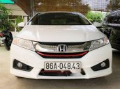 Cần bán lại xe Honda City đời 2016, màu trắng còn mới