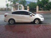 Cần bán gấp Kia Rio 2015, màu trắng, nhập khẩu nguyên chiếc số sàn