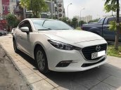 Bán Mazda 3 2018 màu trắng, sản xuất 2018, đăng ký T08/2018