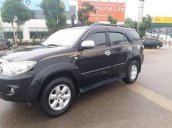 Bán Toyota Fortuner năm 2009, màu đen  