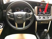 Bán xe Toyota Innova E 2.0MT 2016 phom mới 2017, màu xám titan