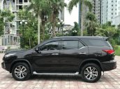 Bán xe Toyota Fortuner 4x4 AT 2017, màu nâu, nhập khẩu nguyên chiếc