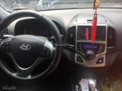 Cần bán xe Hyundai i30 sản xuất 2008, màu đen, nhập khẩu, giá chỉ 300 triệu