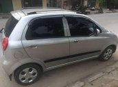 Cần bán Chevrolet Spark MT sản xuất năm 2011, màu trắng, xe cực đẹp