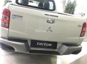 Bán Mitsubishi Triton 4x2 AT đời 2018, màu trắng, sang trọng