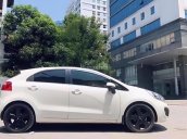 Cần bán gấp Kia Rio 1.4 AT sản xuất năm 2014, màu trắng, nhập khẩu số tự động