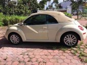 Cần bán gấp Volkswagen Beetle 2.4 AT đời 2008, màu kem (be), số tự động