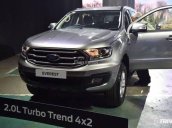 Bán Ford Everest Titanium 4x2 đời 2019, màu bạc, xe nhập giá tốt, hỗ trợ trả góp lãi suất thấp, hotline 0979572297