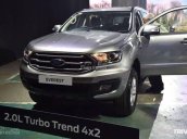 Bán Ford Everest Titanium 4x2 đời 2019, màu bạc, xe nhập giá tốt, hỗ trợ trả góp lãi suất thấp, hotline 0979572297