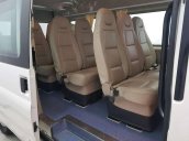 Bán xe Ford Transit Luxury năm 2016, màu trắng ít sử dụng, giá tốt