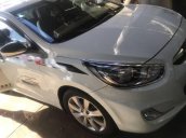 Bán xe Hyundai Accent đời 2012, màu trắng như mới  