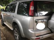 Cần bán xe Ford Everest mt năm sản xuất 2011, màu bạc