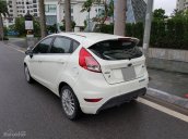 Bán xe Ford Fiesta 2016 1.0AT Ecoboost màu trắng, xe đời mới phom cực đẹp