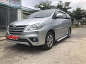 Gia đình bán Toyota Innova 2.0 E sản xuất 2016, màu bạc