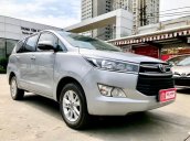 Bán xe Toyota Innova E 2017 - Màu bạc