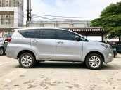 Bán xe Toyota Innova E 2017 - Màu bạc