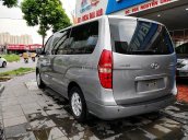 Bán Hyundai Starex sản xuất năm 2013, màu bạc, nhập khẩu nguyên chiếc, giá chỉ 695 triệu