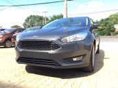 Cần bán xe Ford Focus Trend 2018 màu xám