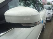 Bán Ford Focus Titanium 4D năm 2018, mới 100% màu trắng tại An Đô Ford, giao ngay - L/h: 0963483132