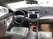 Cần bán xe Toyota Camry 2.4G 2008 màu bạc zin