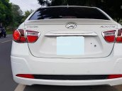 Gia đình bán Hyundai Avante 1.6 AT đời 2011, màu trắng
