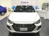 Bán Hyundai Elantra 2019 màu trắng, nhập khẩu chính hãng, giá rẻ Đà Nẵng