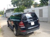 Kẹt tiền bán chiếc Mercedes GL550 đời 2010 màu đen nhập Mỹ