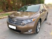 Bán Toyota Venza 3.5 V6 AT đời 20110 nhập Mỹ, màu nâu vàng, biển Hà Nội
