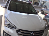 Cần bán gấp Hyundai Santa Fe sản xuất 2015, màu trắng, giá 956 triệu