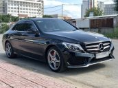 Cần bán gấp Mercedes-Benz C class đời 2015 màu đen, 1 tỷ 570 triệu