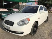 Cần bán xe Hyundai Verna 1.4 2008, màu trắng, nhập khẩu nguyên chiếc  