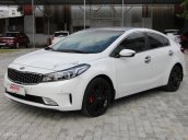 Bán xe Kia Cerato 1.6AT sản xuất 2017, màu trắng, mới như bày hãng