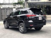 Cần bán Toyota Fortuner 2.4G sản xuất năm 2017, màu đen, nhập khẩu Indonesia